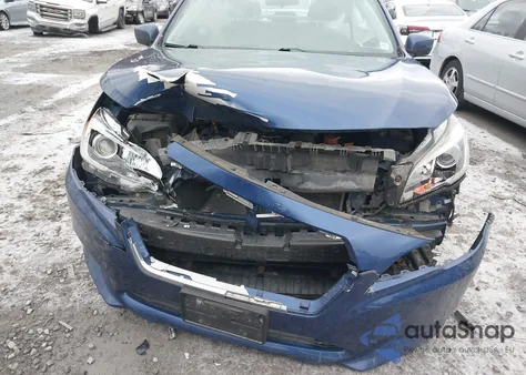 2015 Subaru Legacy 2.5I Premium z USA, uszkodzony, nr VIN 4S3BNAC68F3075651